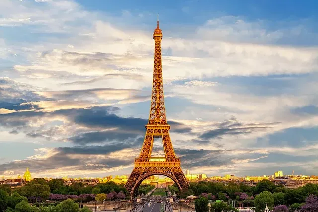 Der Eiffelturm in Paris: Geschichte der Entstehung