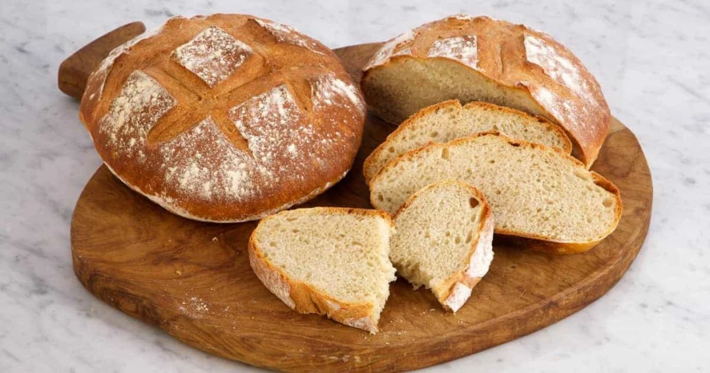 Die Geschichte des französischen Brotes: Von Baguettes bis Brioche